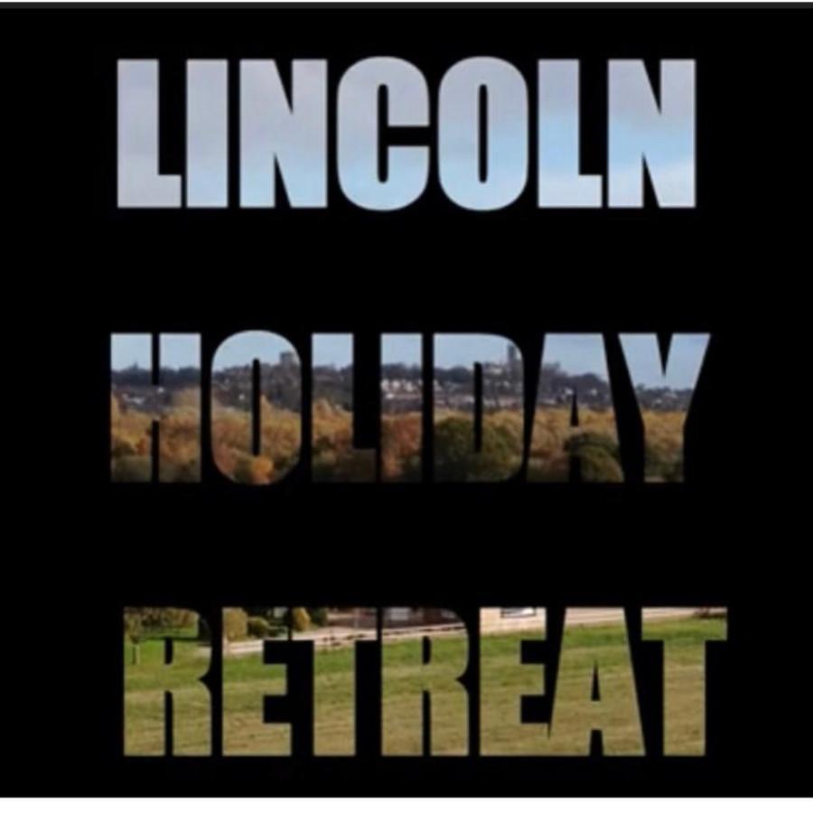 Lincoln Holiday Retreat Lodge With Private Hot Tub Exterior photo